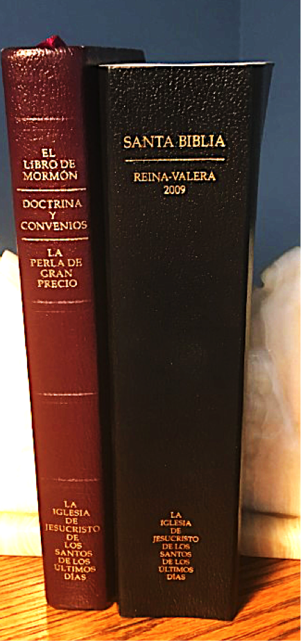 Las cuatro sagradas escrituras de la iglesia mormona or Four sacred scriptures of Mormon Church